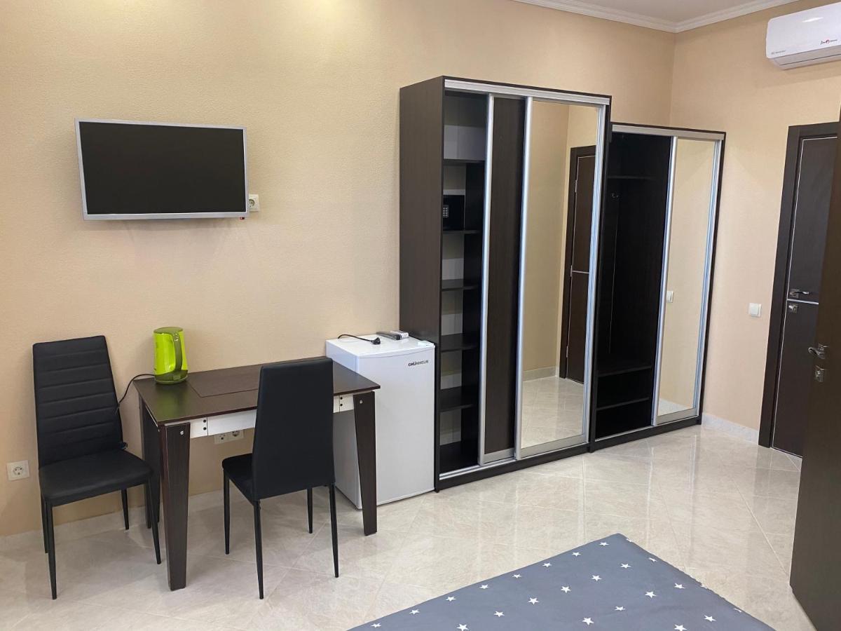 Міні-Готель "Кімната Комфорт" Odessa Eksteriør billede
